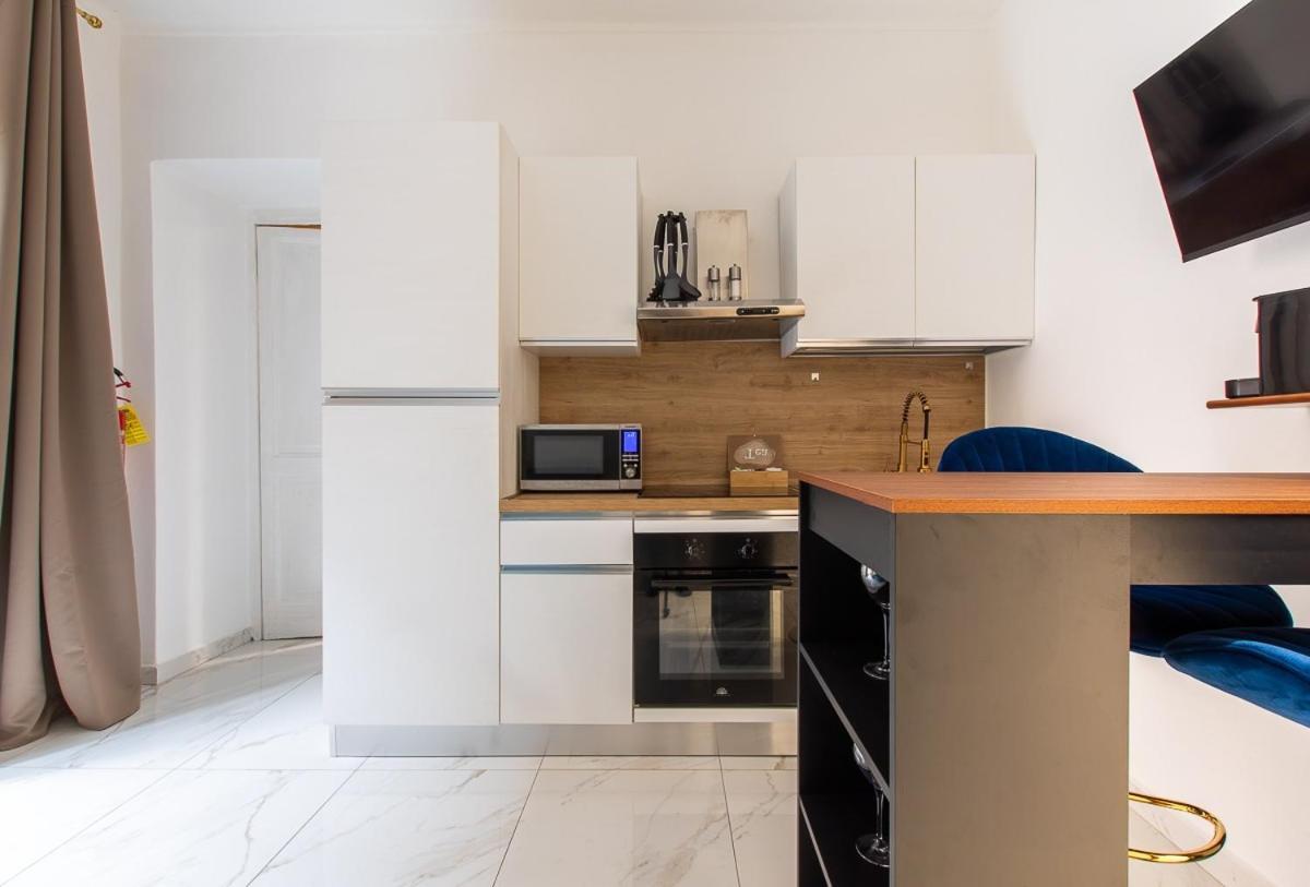Dora's Appartement *